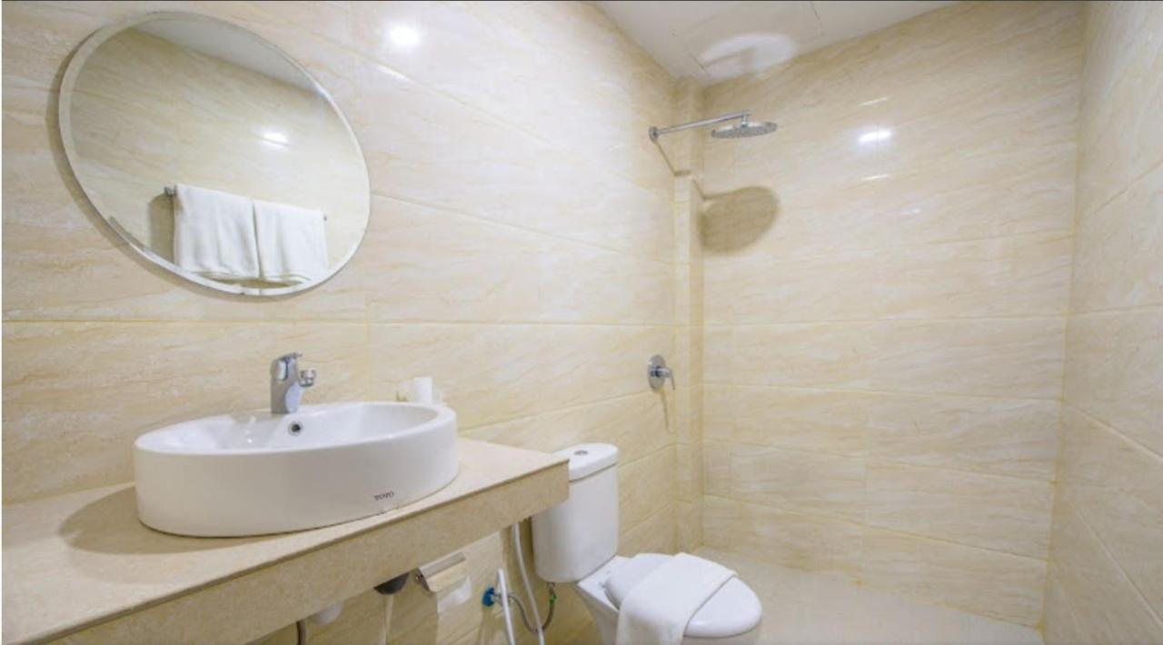 Osaka Hotel Batam Nagoya Esterno foto